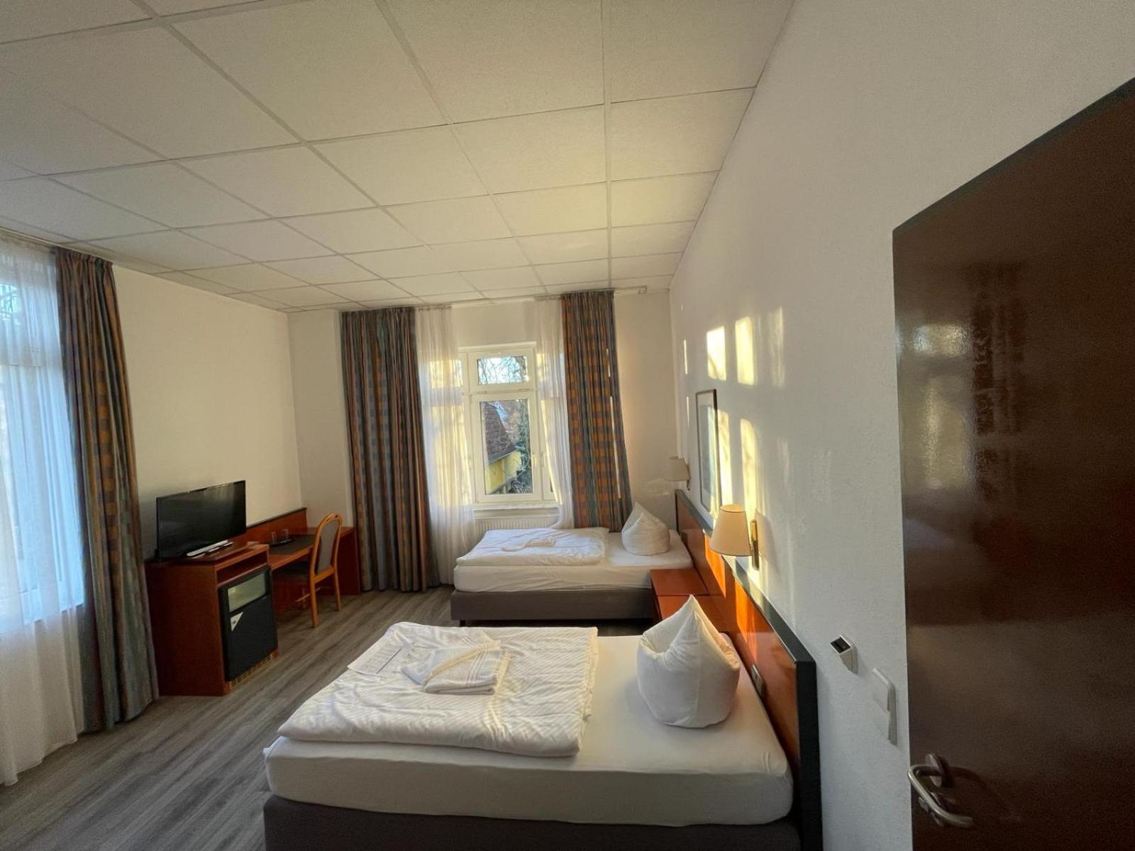 Hotel Birkenwerder Eksteriør billede