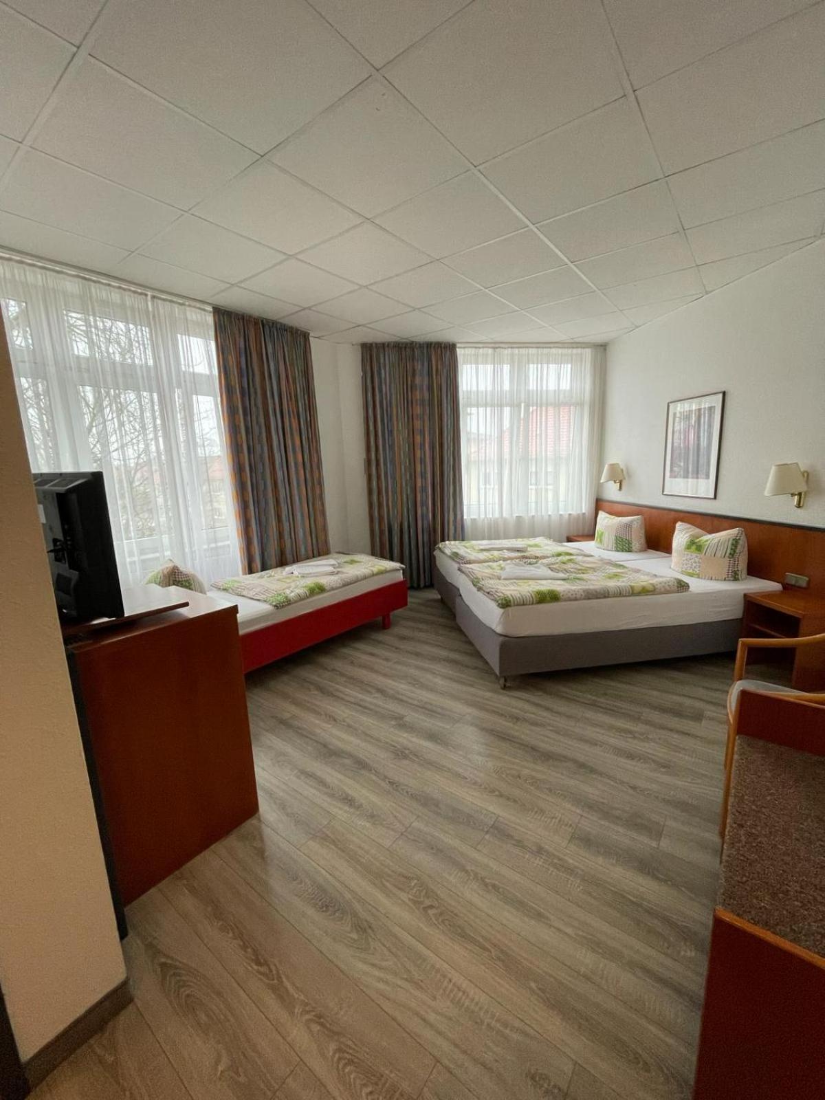 Hotel Birkenwerder Eksteriør billede
